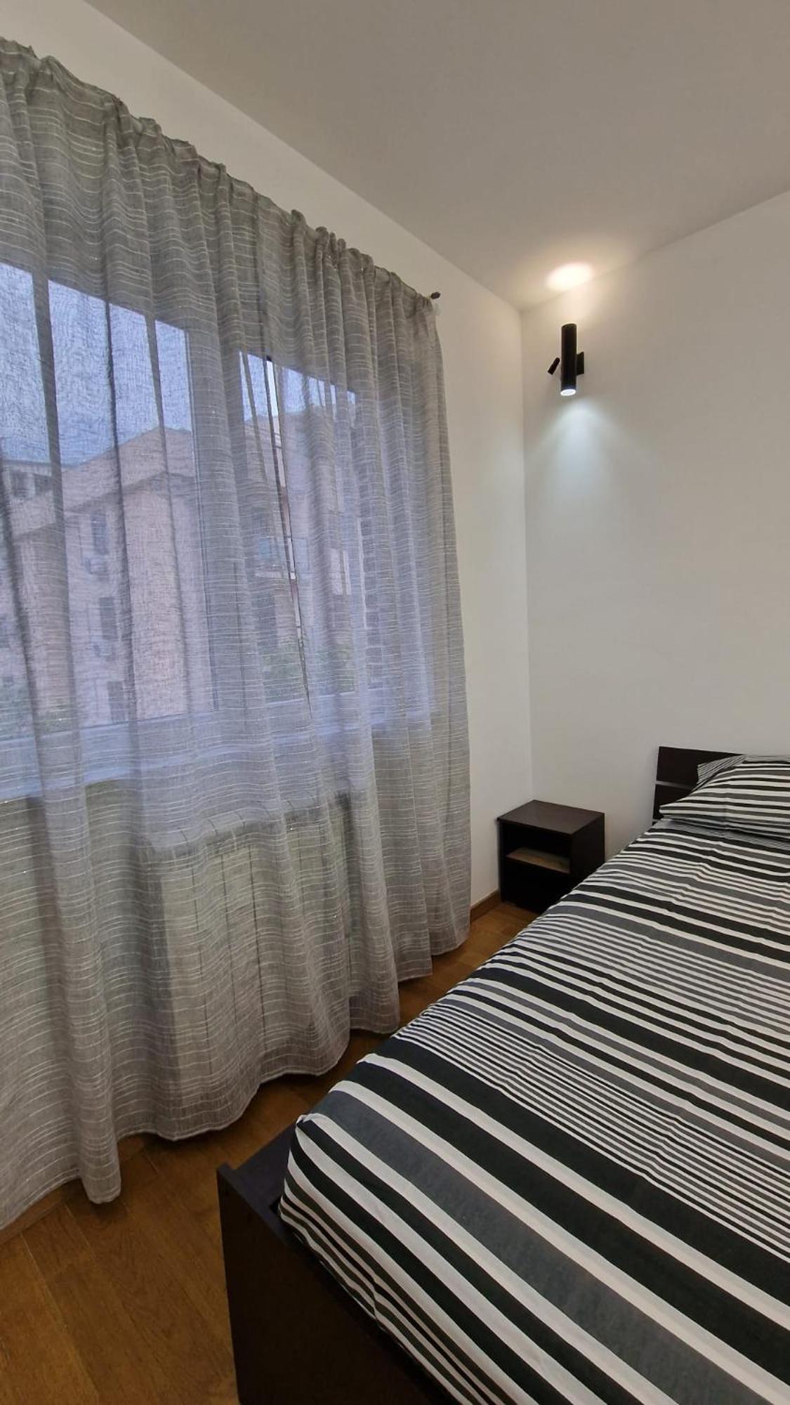 Apartamento Porodicno-Poslovni Udoban Stan Belgrado Exterior foto