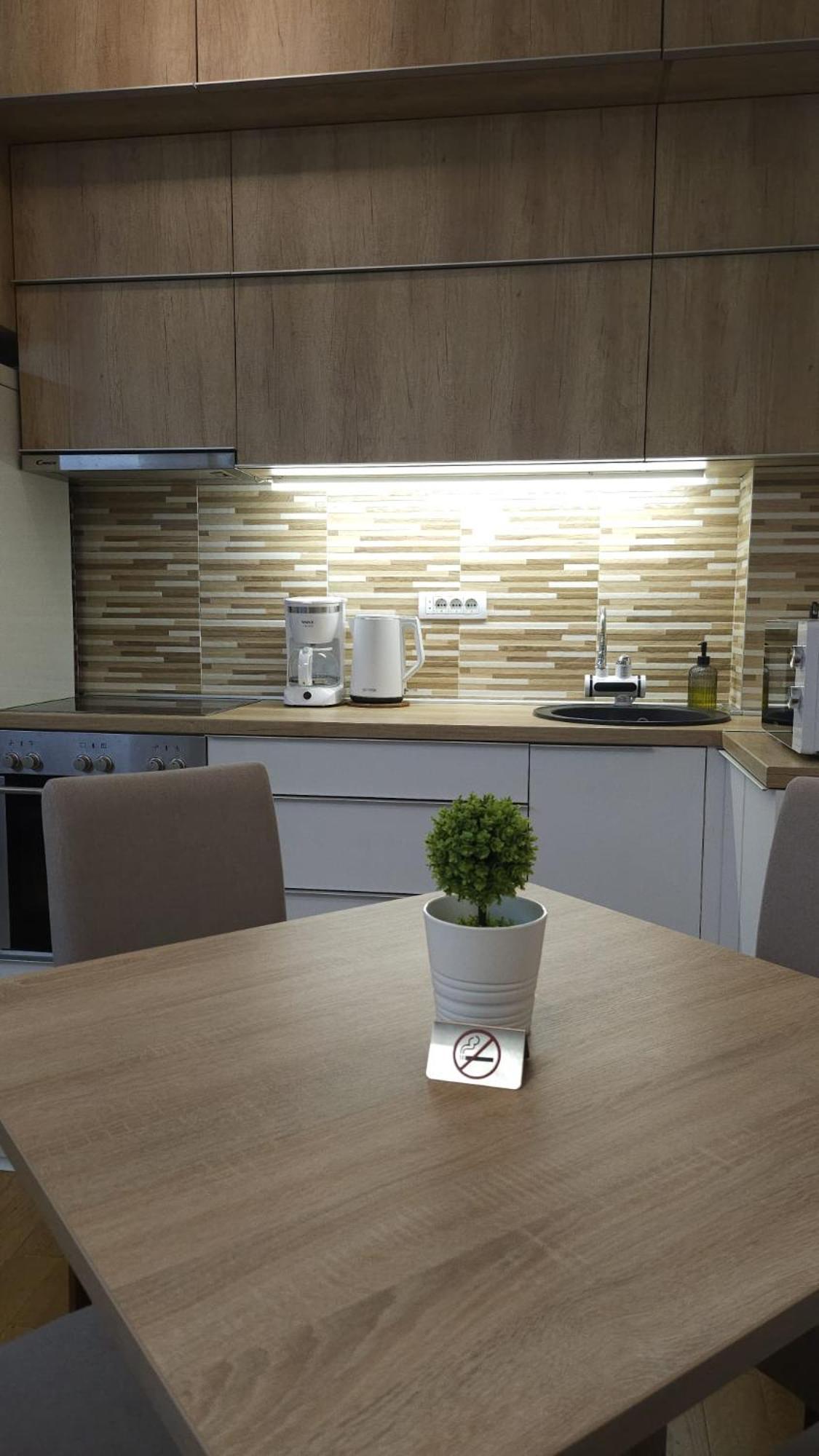 Apartamento Porodicno-Poslovni Udoban Stan Belgrado Exterior foto